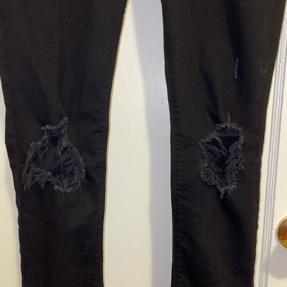 EXPRESS Black Ripped Skinny Jeans - Picture 2 of 7